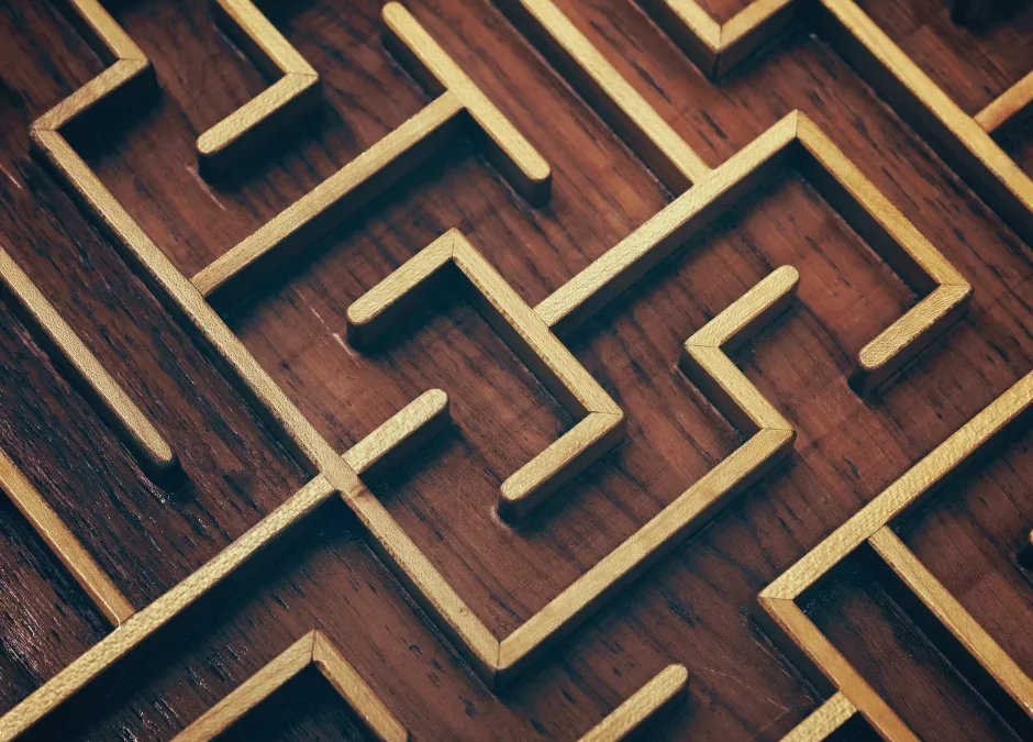 Wooden logic puzzle maze